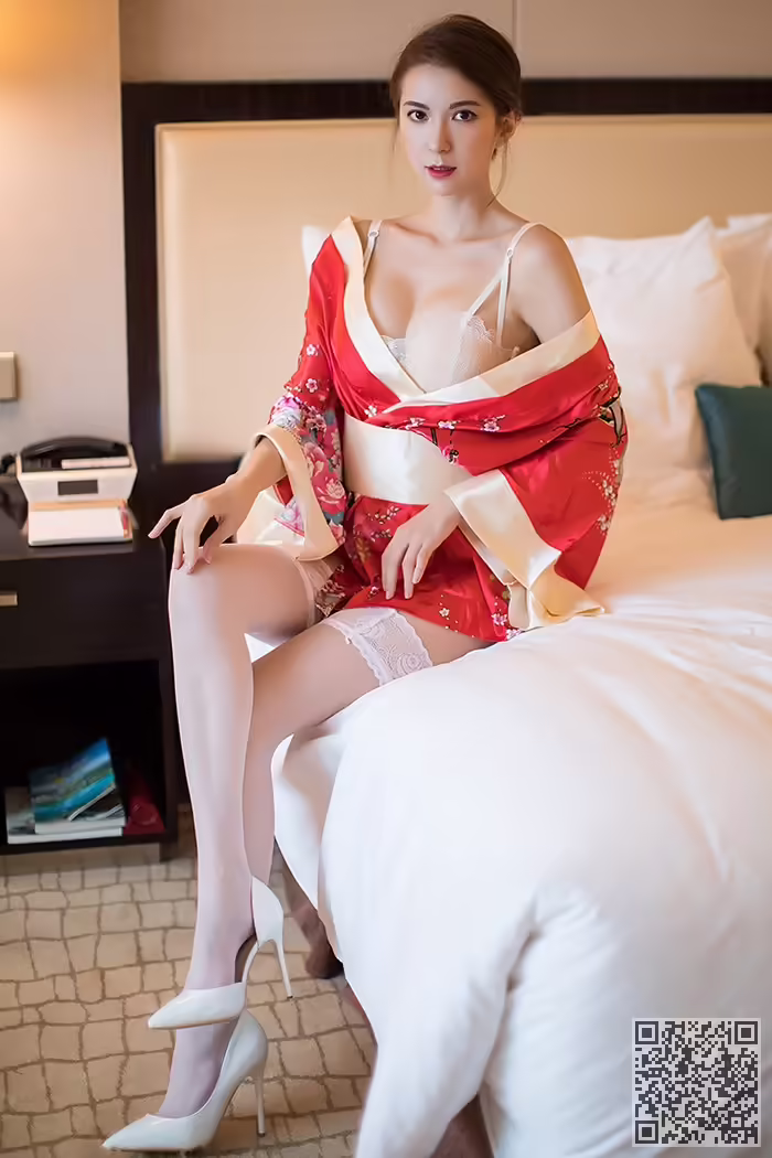 美人、Carry、蕾丝
