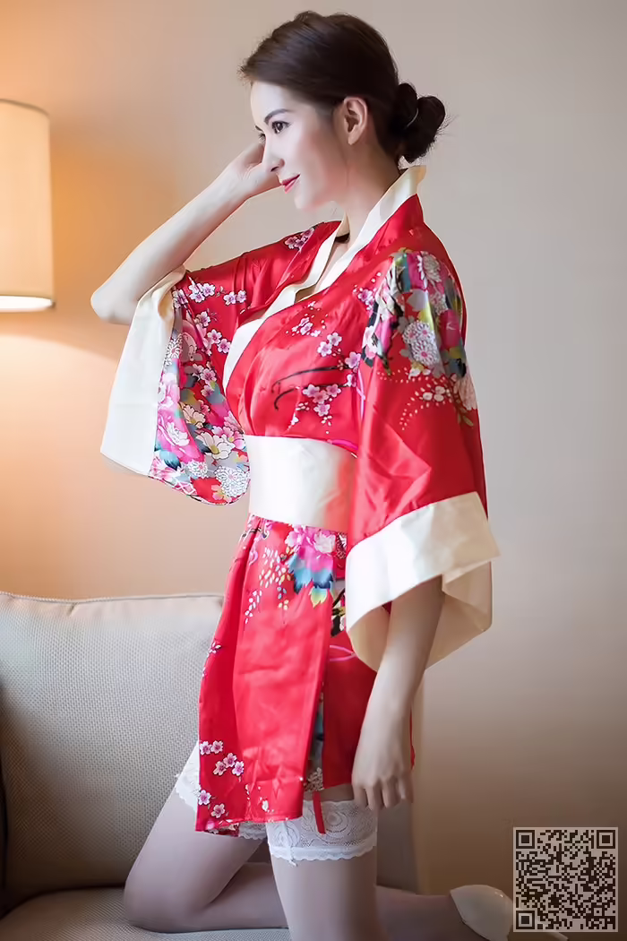 美人、Carry、蕾丝