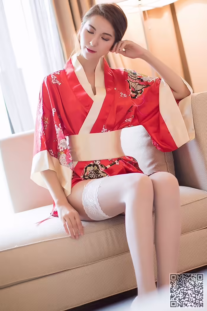 美人、Carry、蕾丝