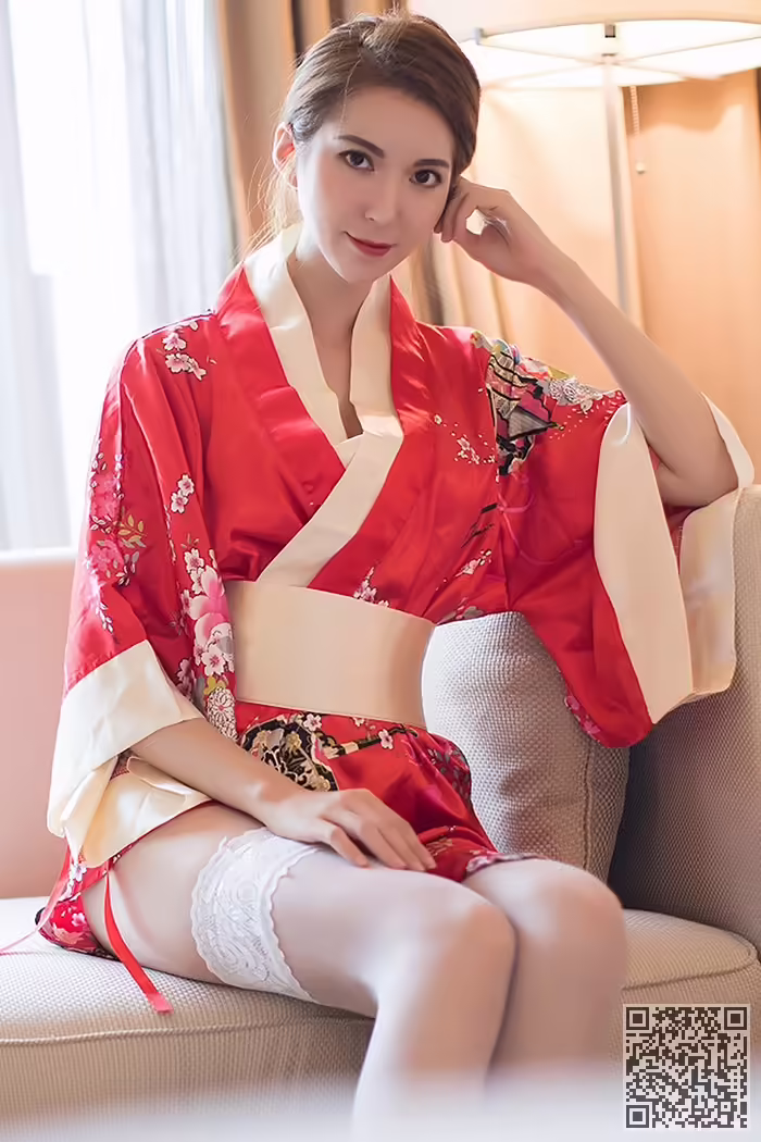 美人、Carry、蕾丝