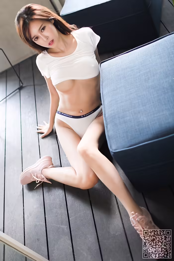 金多娜、酥胸