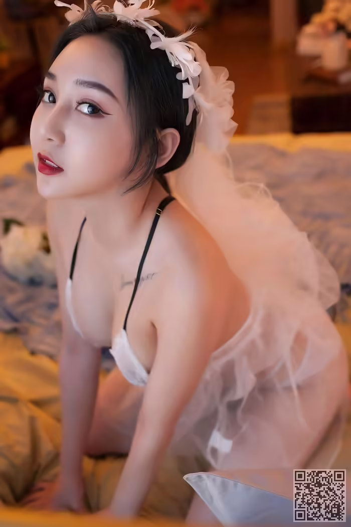 巨乳、新娘、尹