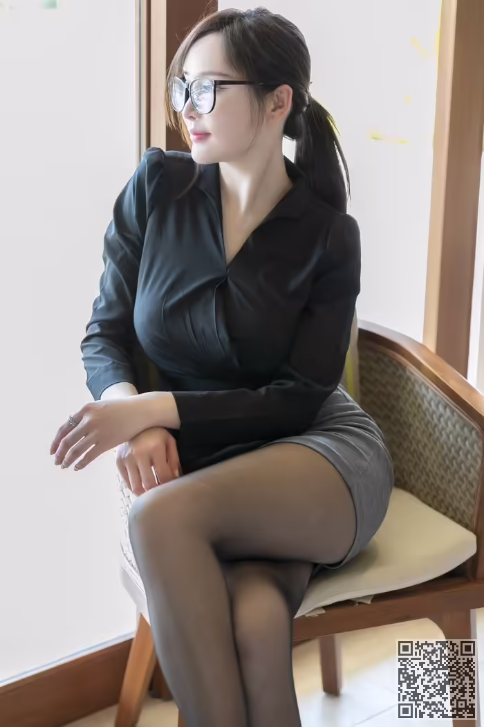 尤物、周妍希、性感