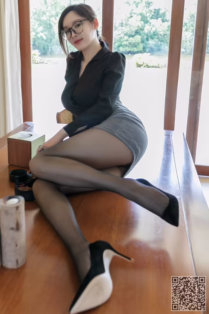 尤物、周妍希、性感