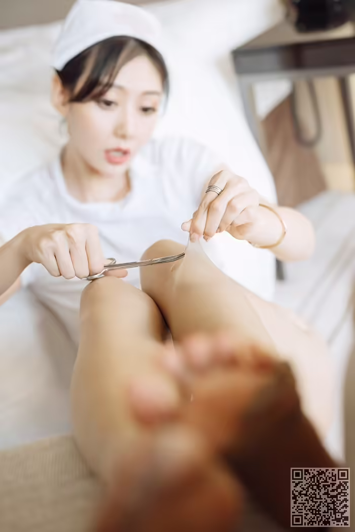 女神、艺轩、护士装、性感