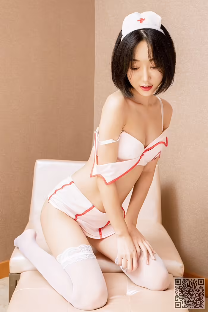 小九月、美腿、丝袜、酥胸、诱惑