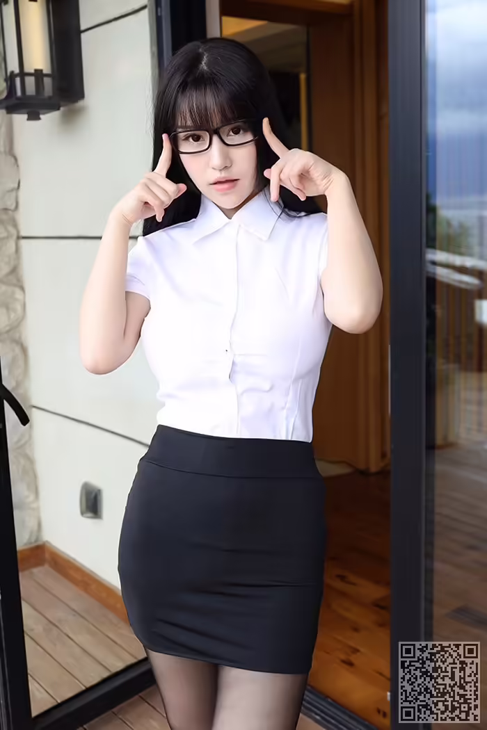 巨乳、朱可儿、卖弄风骚