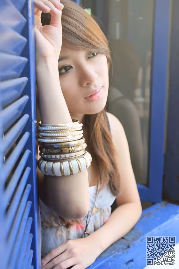 清纯90后美女安达熙高清图片