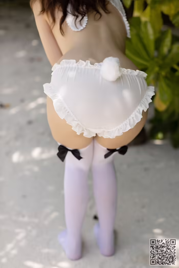 兔女郎、王雨纯