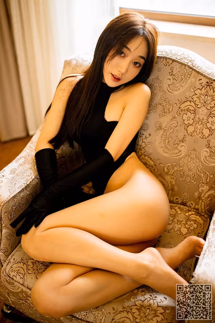 小九月、纤纤玉体