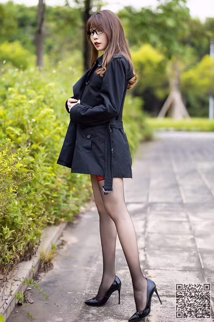 白领、芝芝、长腿、美胸