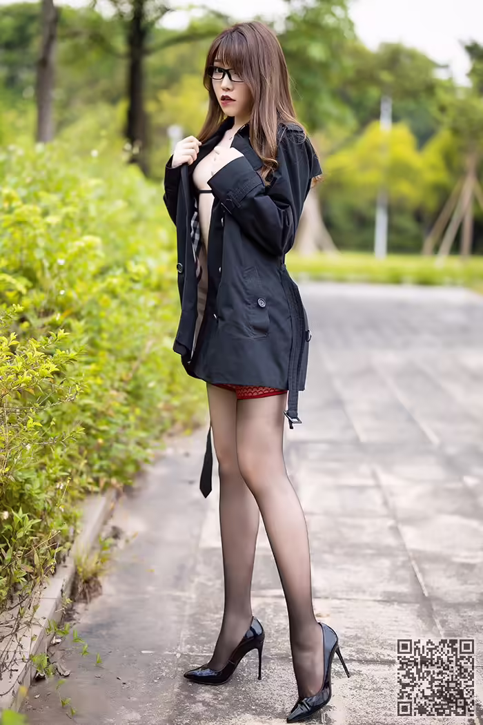 白领、芝芝、长腿、美胸