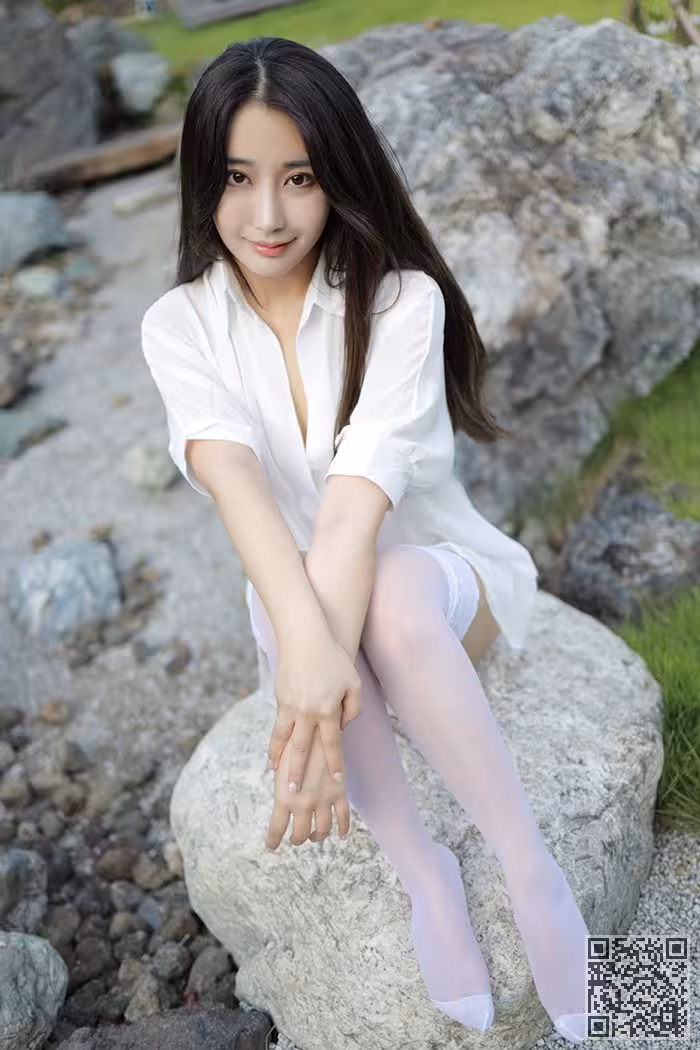 邻家小妹林子欣寂寞难耐羞涩露出
