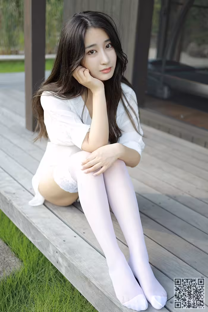 邻家小妹林子欣寂寞难耐羞涩露出