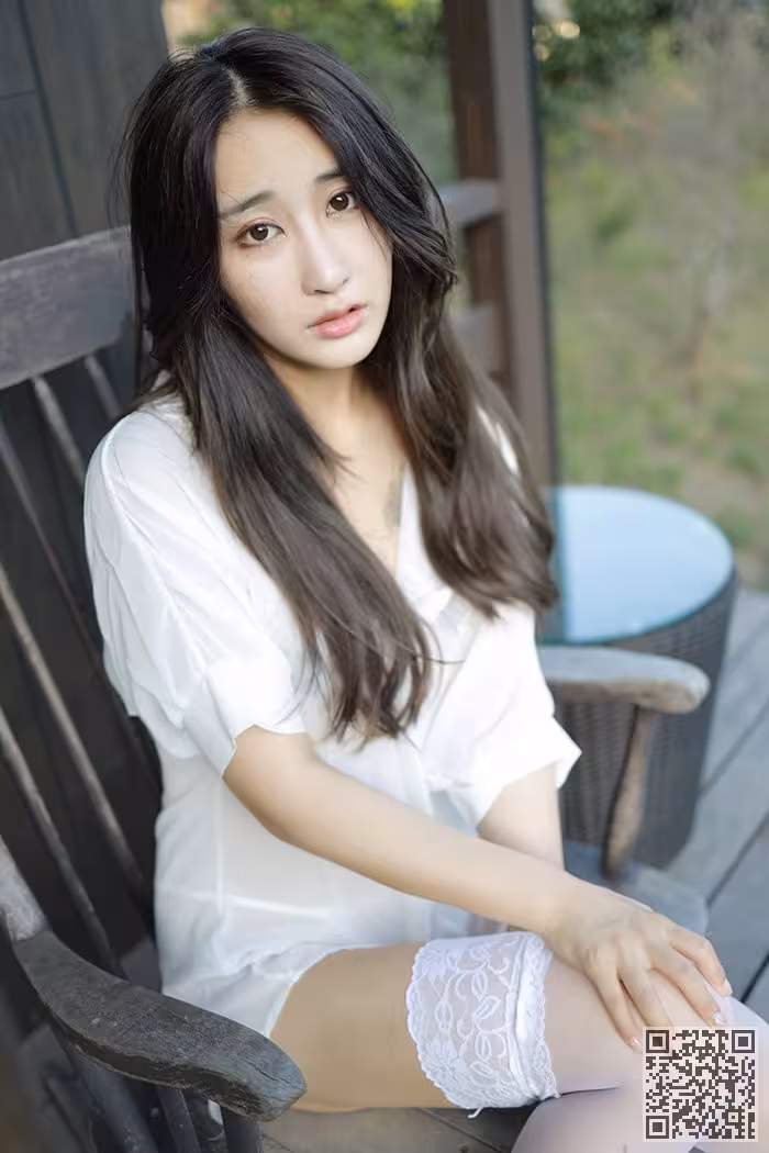 邻家小妹林子欣寂寞难耐羞涩露出