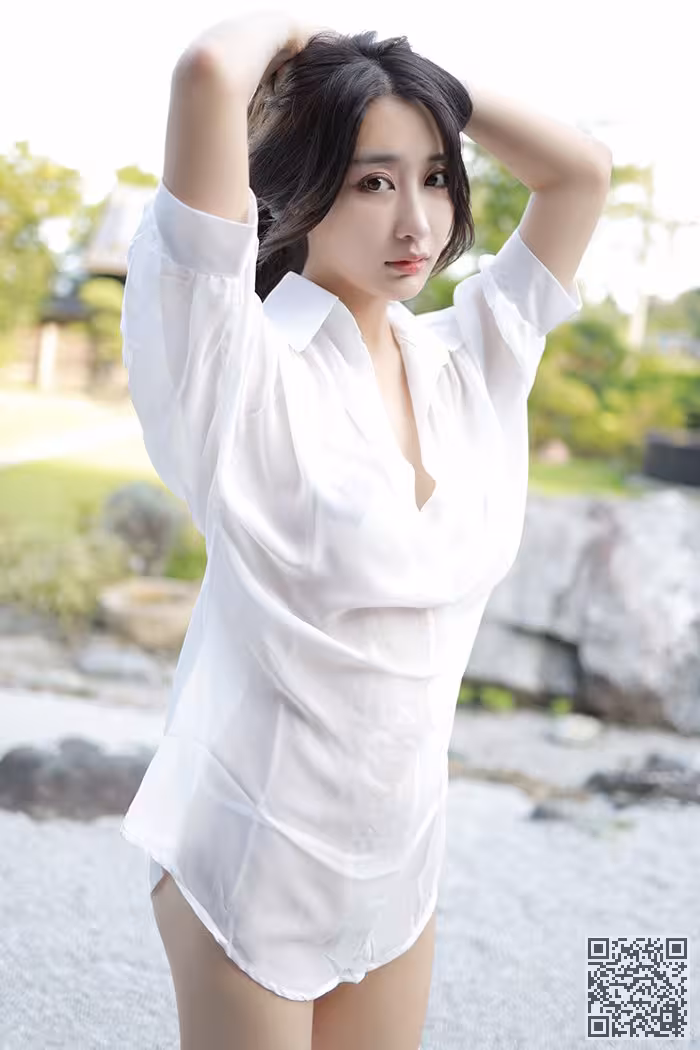 邻家小妹林子欣寂寞难耐羞涩露出