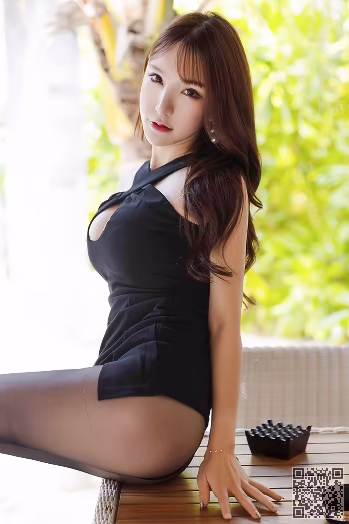 御姐、周于希、黑丝、美臀