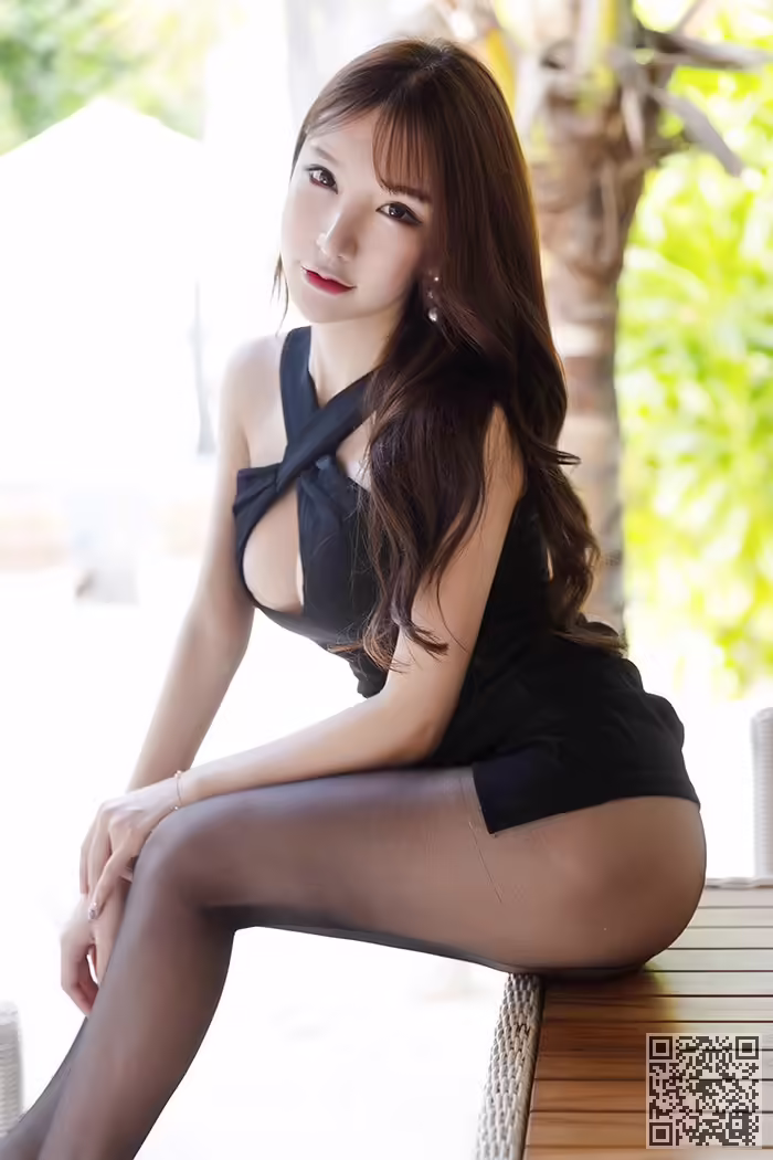 御姐、周于希、黑丝、美臀