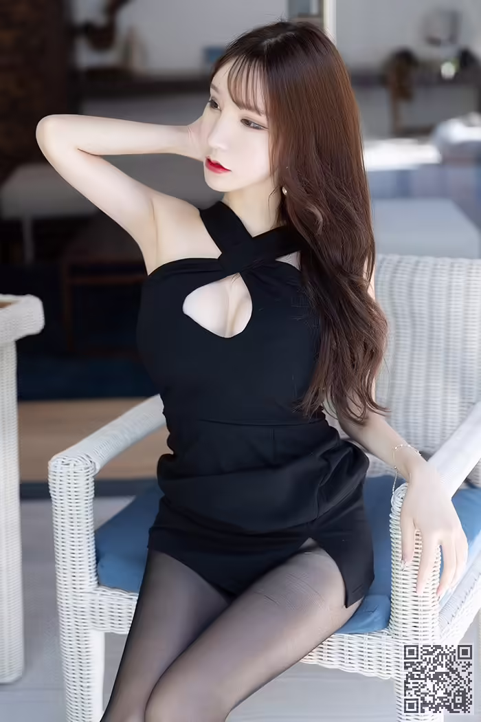 御姐、周于希、黑丝、美臀