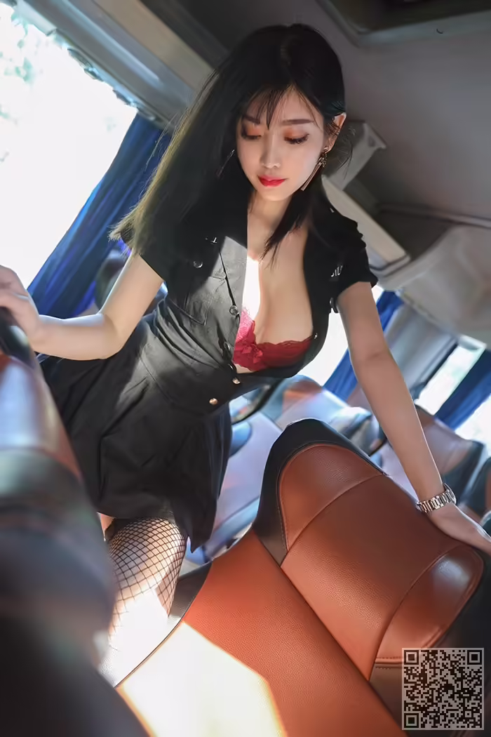 车模、杨晨晨、黑丝、网袜、香臀