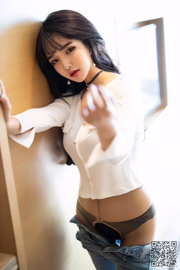 Miko酱、肉丝、玉足、搔首弄姿