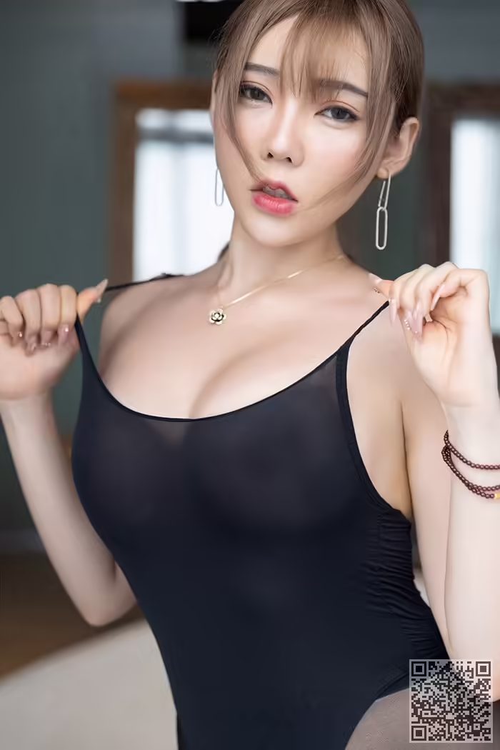 媚娘、柴婉艺、玉腿、酥胸