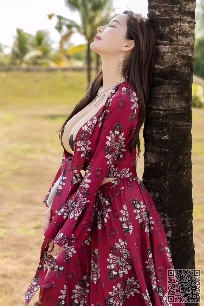 风情、周妍希、深沟、露出