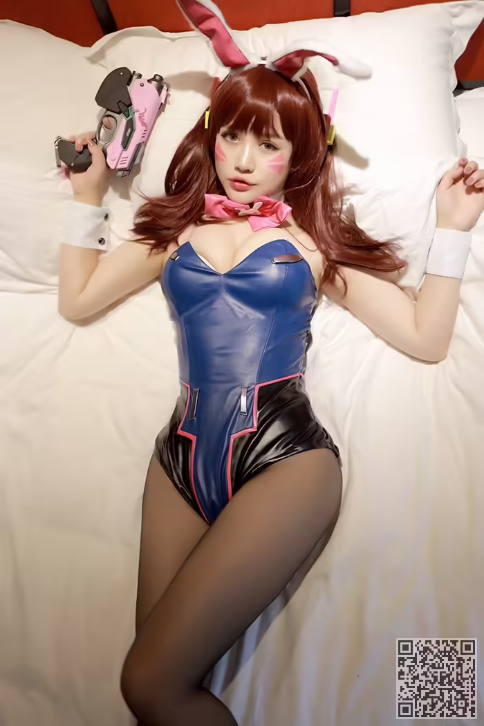 姐妹、巨乳、亲吻