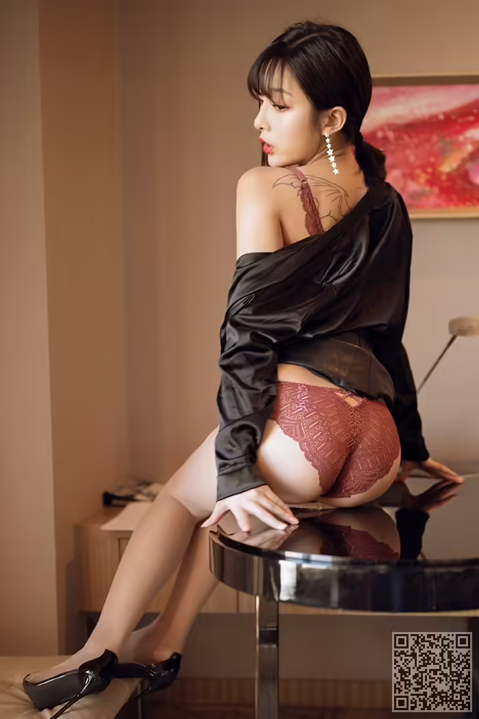 陈小喵、肉丝、高跟、撅臀