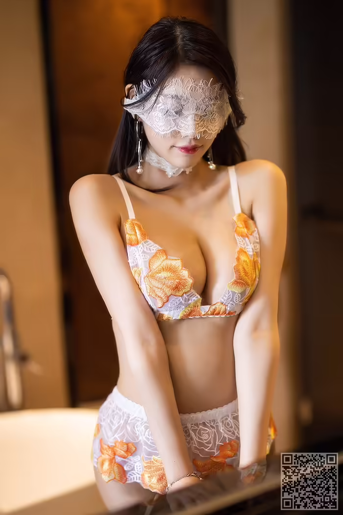 美人、杨晨晨、蕾丝内衣