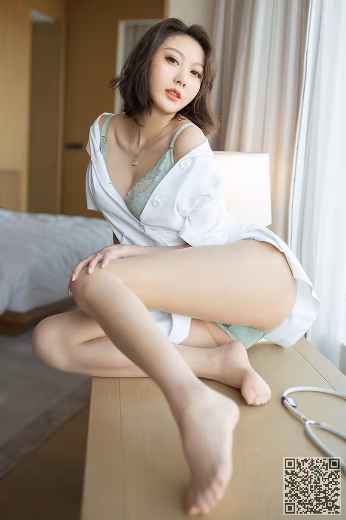 独宠爱妻艺轩肉丝长腿美脚春色满屋