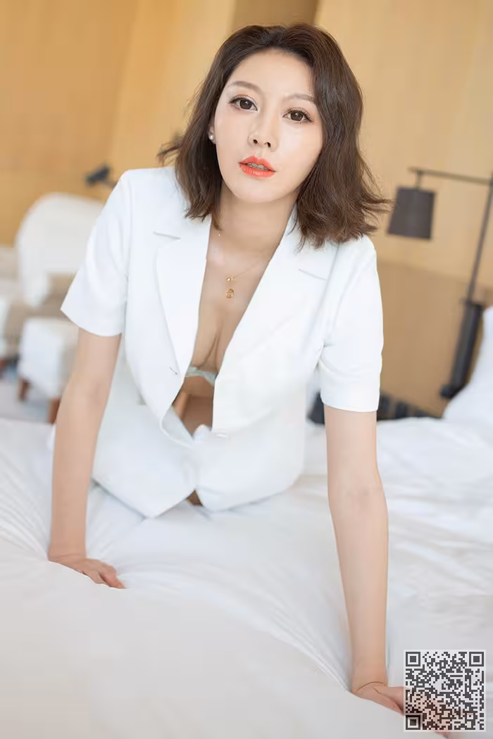独宠爱妻艺轩肉丝长腿美脚春色满屋