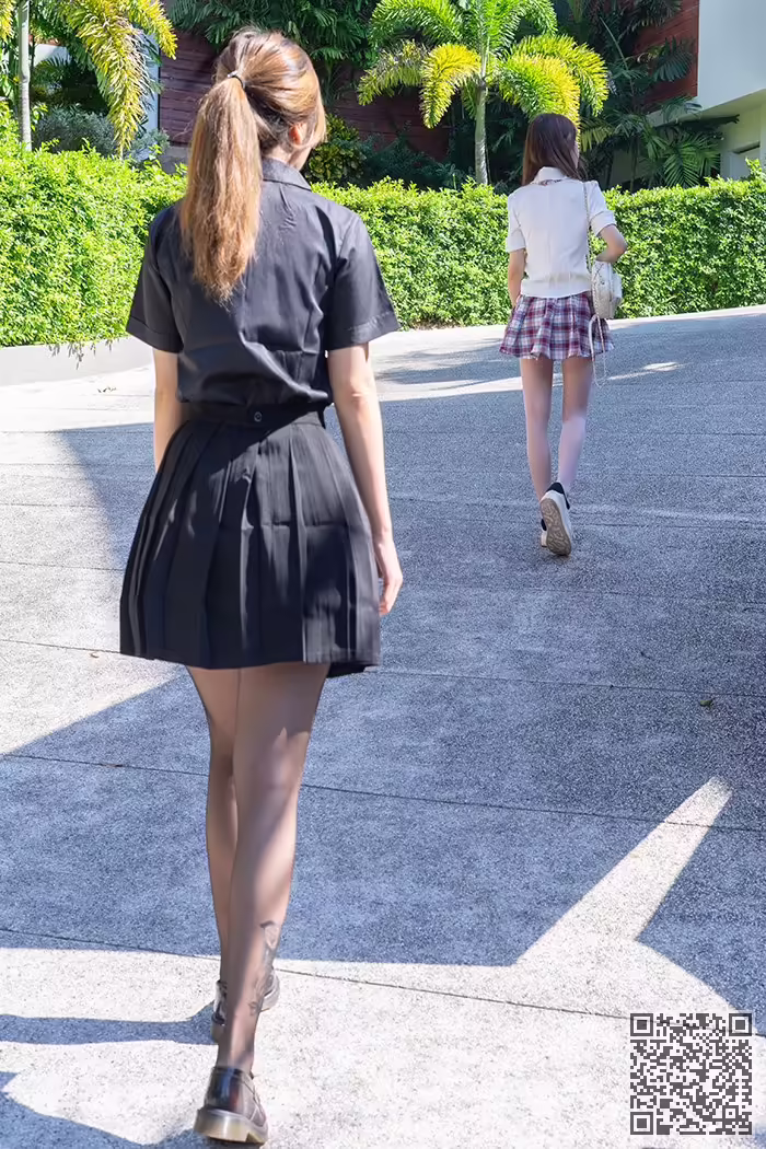 巨乳、王雨纯、周于希、爱抚