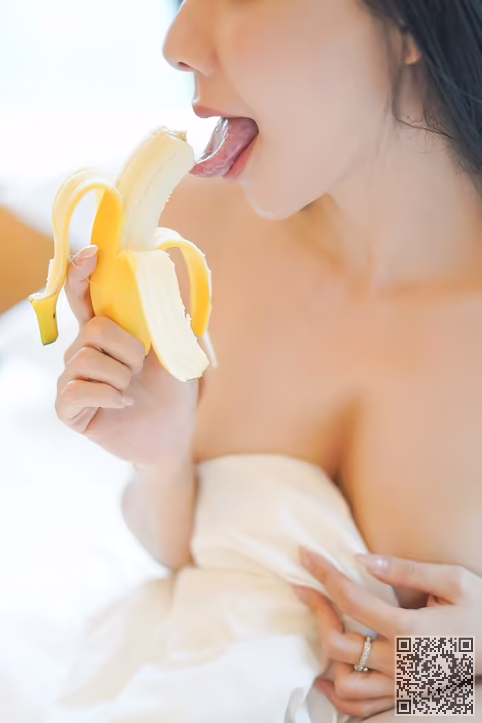果儿、爆乳、香蕉