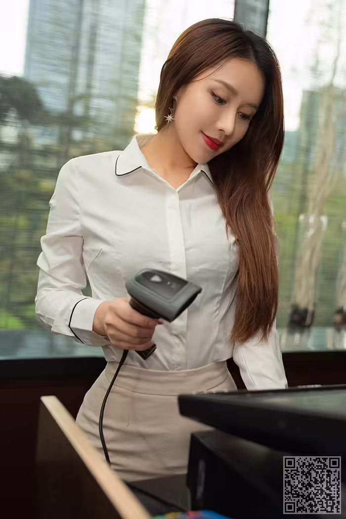 徐安安、肉丝、美脚