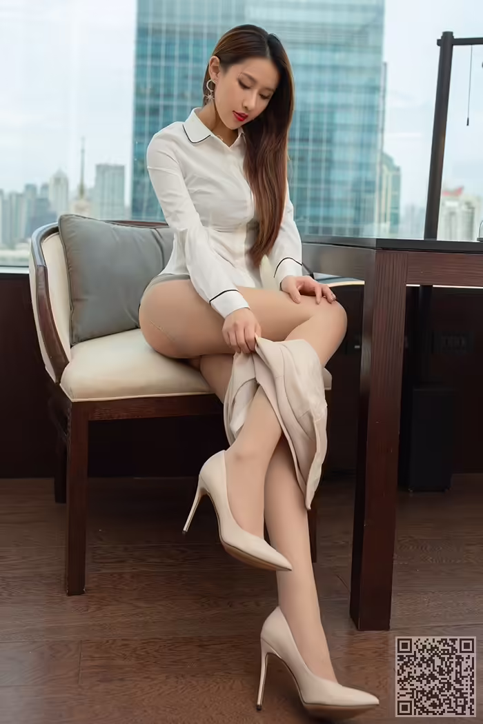 徐安安、肉丝、美脚