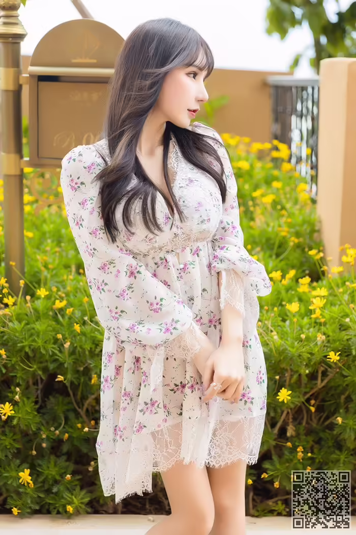 玉女、周于希、蕾丝、撅臀