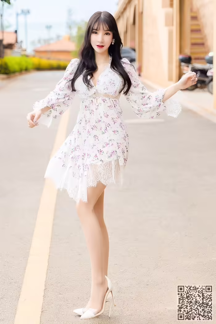 玉女、周于希、蕾丝、撅臀