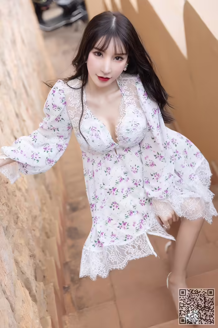 玉女、周于希、蕾丝、撅臀