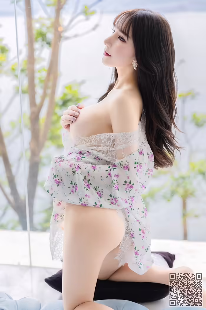 玉女、周于希、蕾丝、撅臀