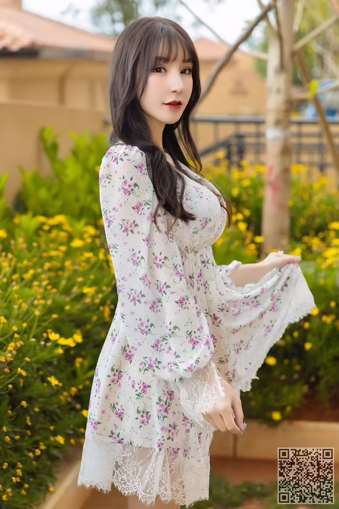 玉女、周于希、蕾丝、撅臀
