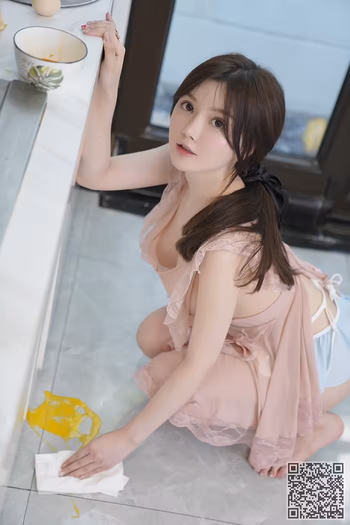 极品厨娘糯美子丝滑巨乳飘香四溢