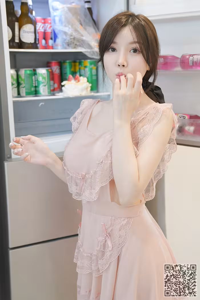 极品厨娘糯美子丝滑巨乳飘香四溢
