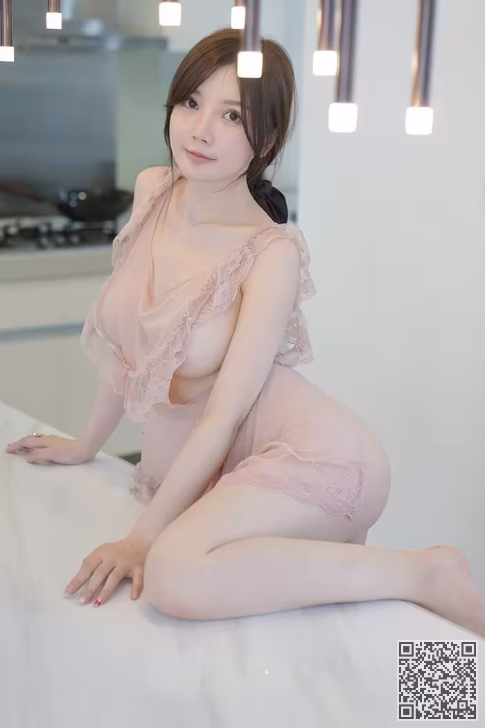 极品厨娘糯美子丝滑巨乳飘香四溢