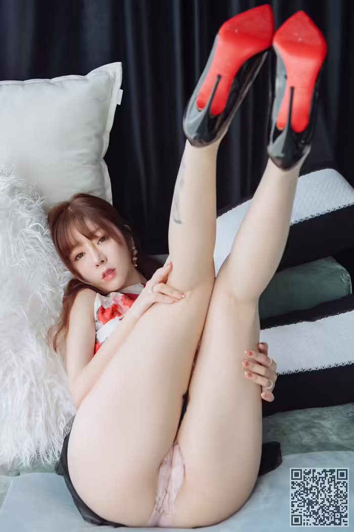 小妹、王雨纯、美乳、娇羞欲滴