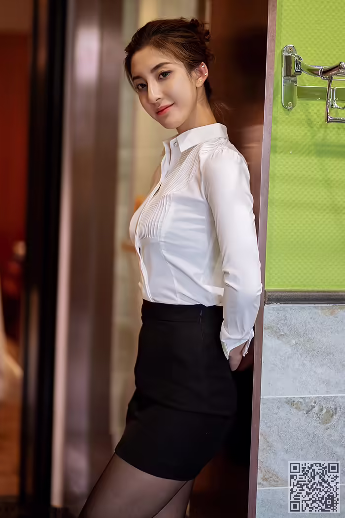 美人、林文文、黑丝、制服