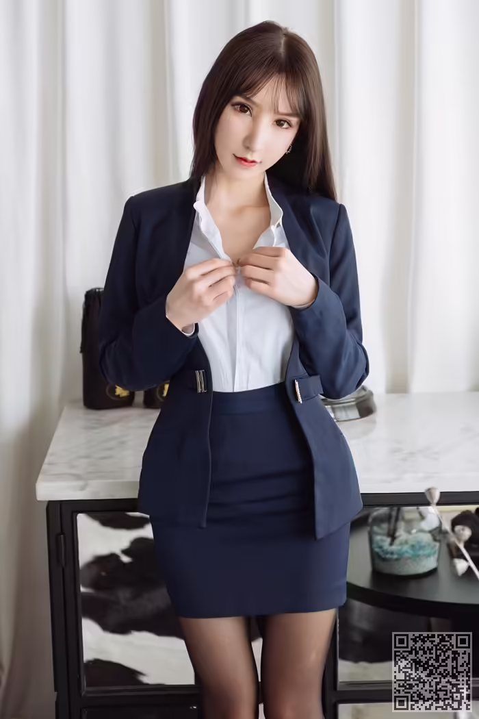 秘书、周于希、酥胸、撩人