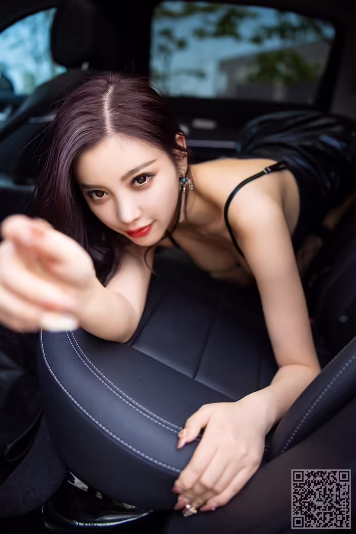 车模、杨晨晨、网袜、美脚