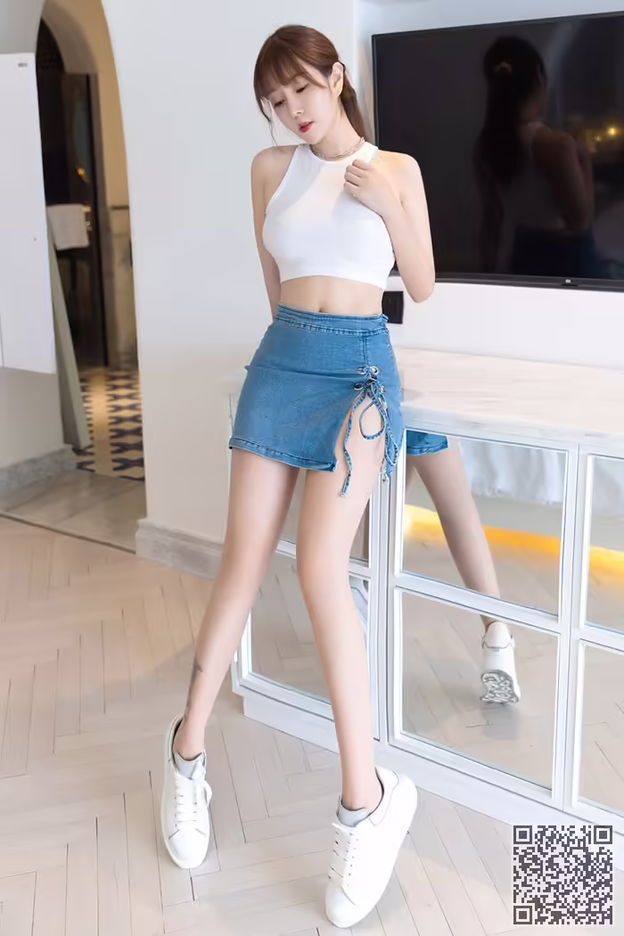 王雨纯、爆乳、若隐若现
