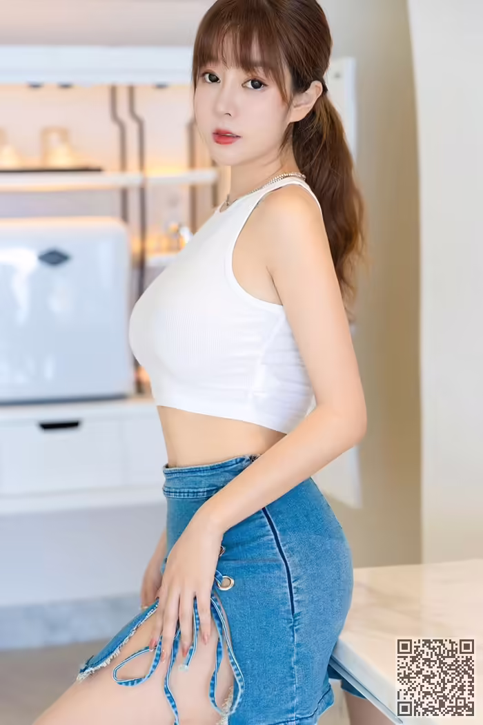 王雨纯、爆乳、若隐若现